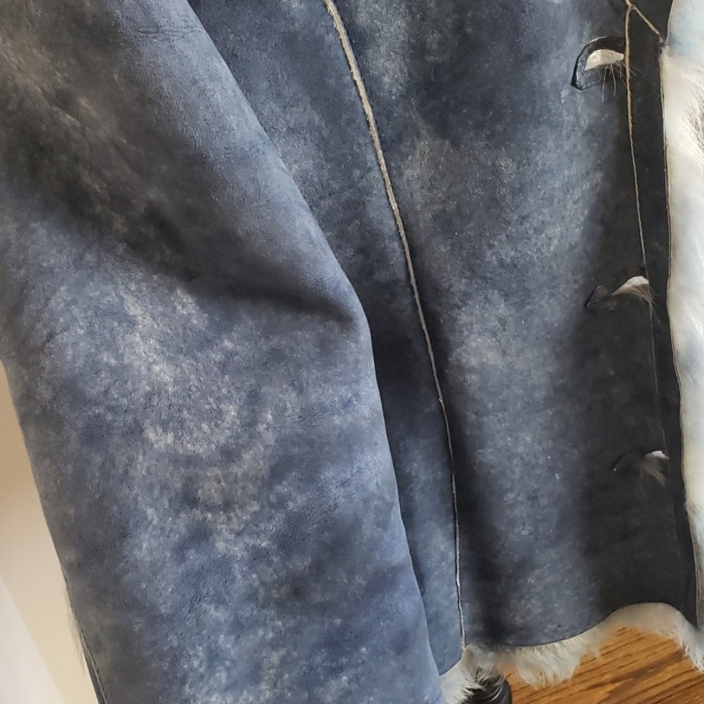 Blue Shearling - Picture 8 of 8